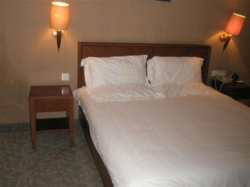 Greentree Inn Dongguan Houjie Business Hotel Pokój zdjęcie